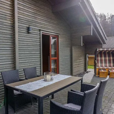 With 2 Bedrooms *