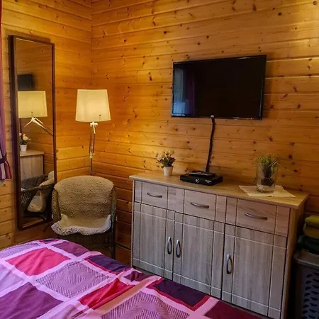 With 2 Bedrooms Holiday home *